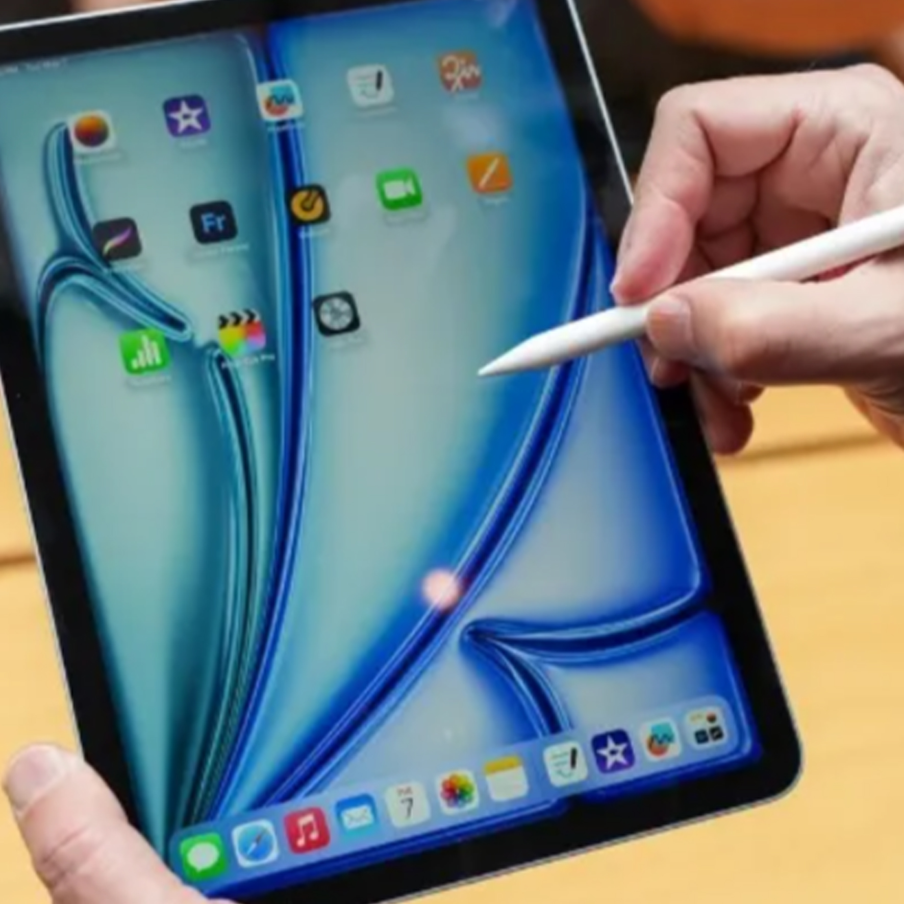 Caneta Apple Pencil Pro Mod A2538 - Imagem 2